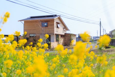木の外壁のシンケンスタイルの家_福岡・鹿児島注文住宅