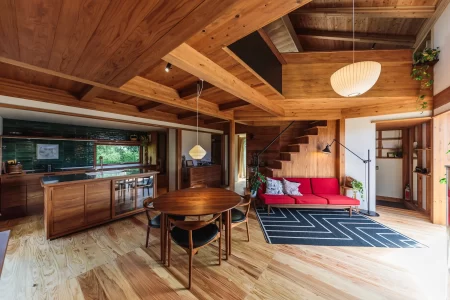 実家の敷地で心地よく暮らす