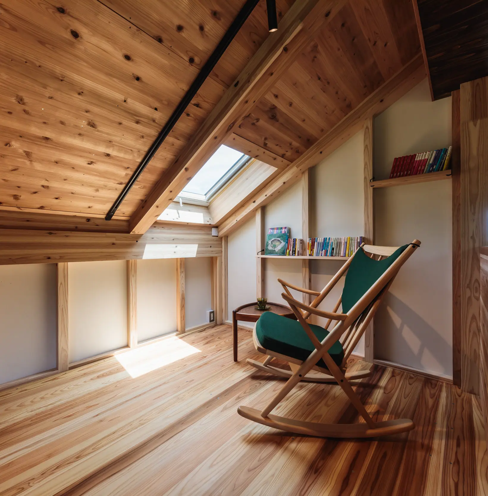 天窓の下の居場所