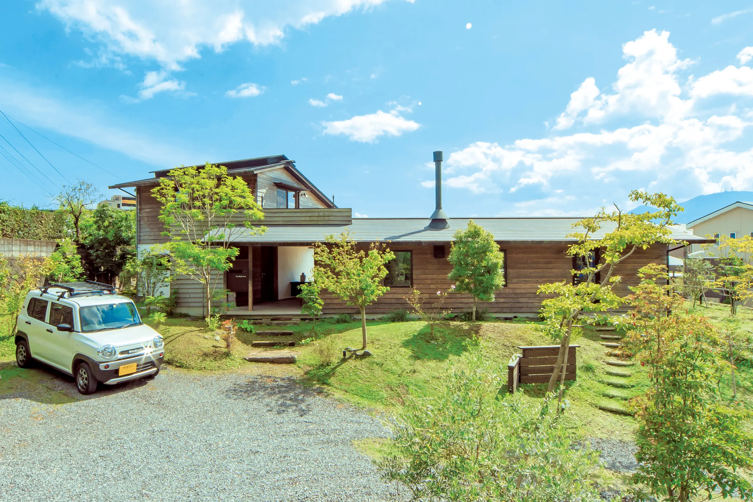 住宅地でも、緑と趣味を愉しむアトリエのある家